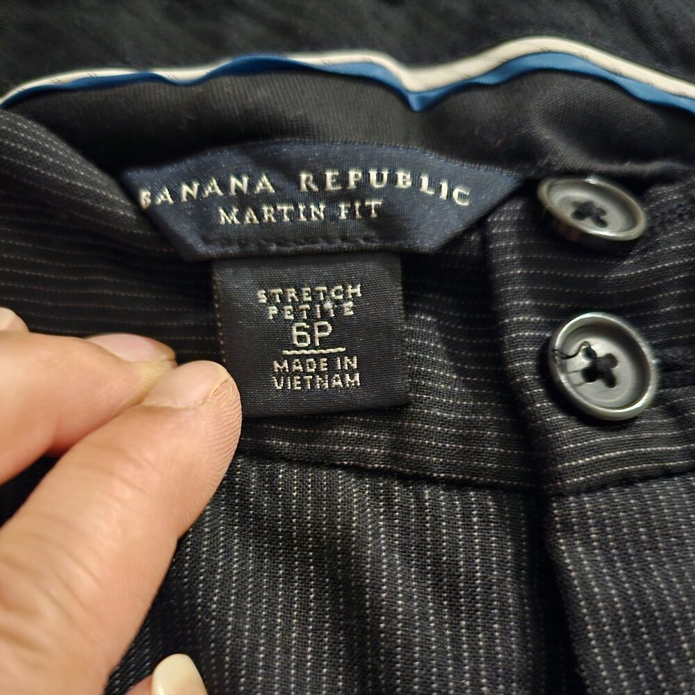 Banana Republic black pinstriped Martin Fit pants